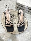 Sandalias Tacón BASIC Negras