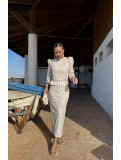 Conjunto de fiesta beige en tejido de gasa brocado Conjunto de fiesta beige en tejido de gasa brocado