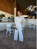 Conjunto de fiesta en tejido perforado color blanco.