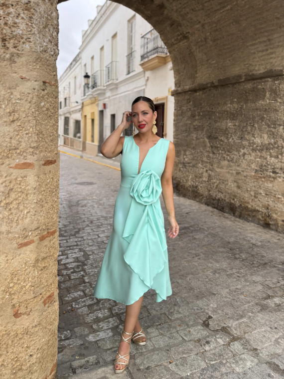 Vestido de fiesta , diseño exclusivo, en color verde agua. Vestido de fiesta , diseño exclusivo, en color verde agua.