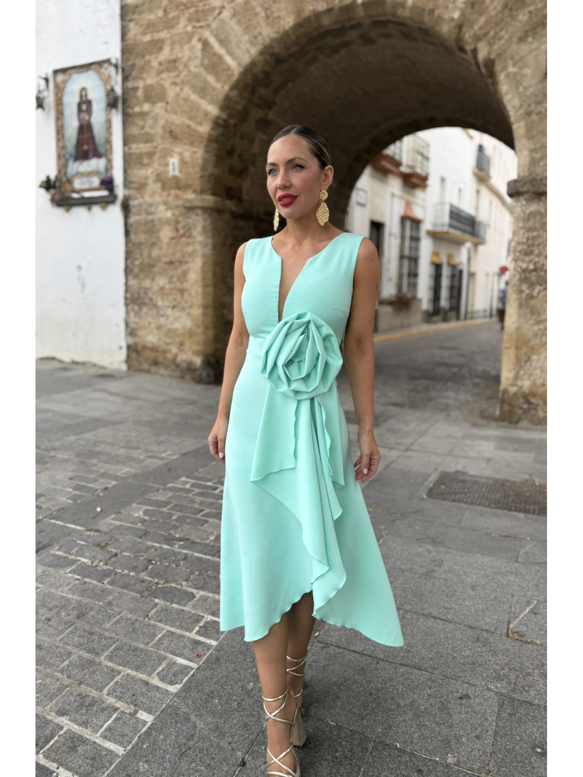 Vestido de fiesta , diseño exclusivo, en color verde agua.