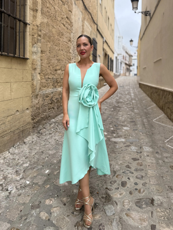 Vestido de fiesta , diseño exclusivo, en color verde agua. Vestido de fiesta , diseño exclusivo, en color verde agua.