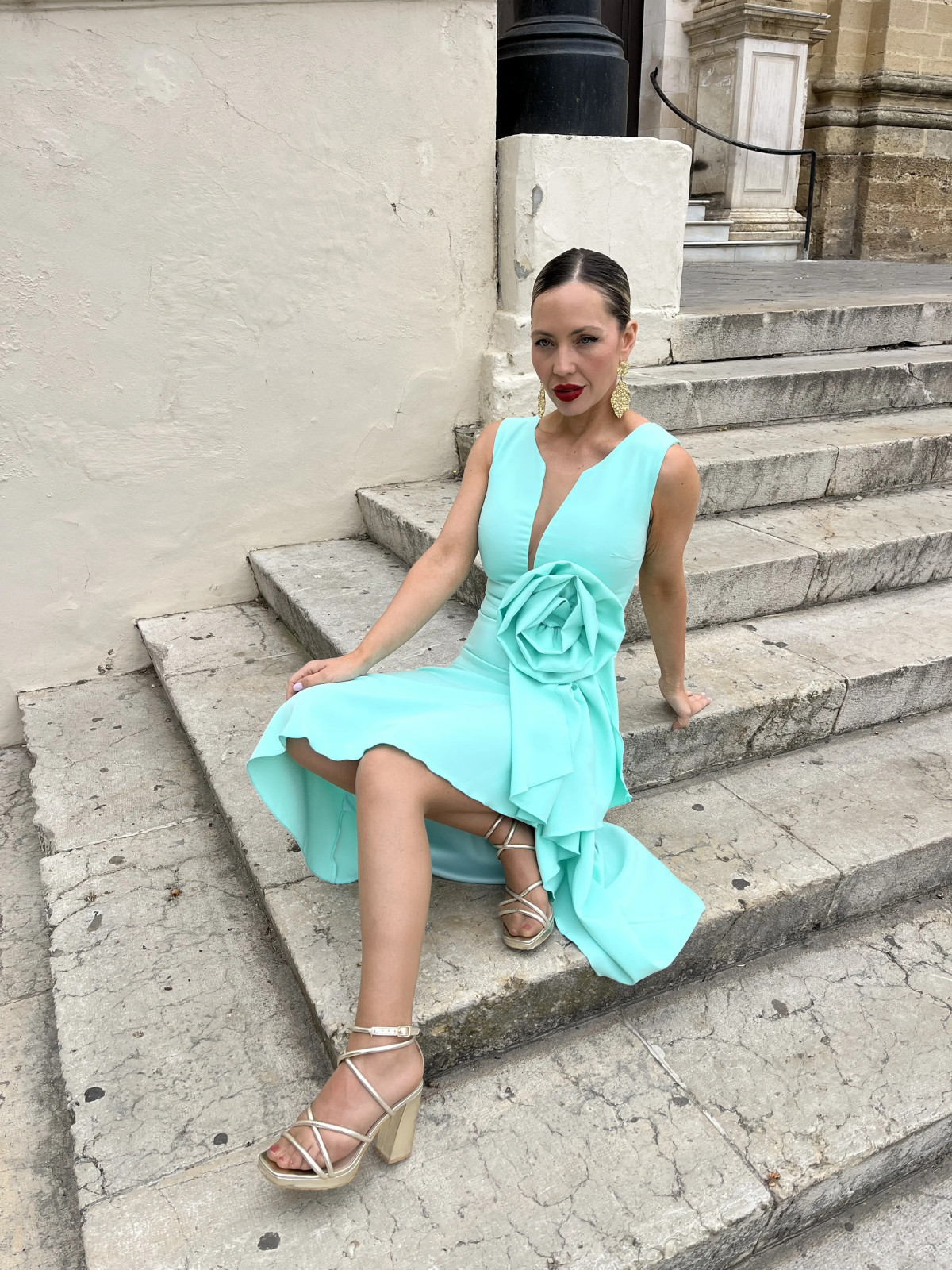 Vestido de fiesta , diseño exclusivo, en color verde agua.