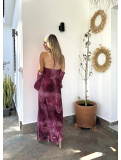Vestido largo de gasa estampado con mangas caídas. Vestido largo de gasa estampado con mangas caídas.
