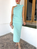 Vestido de fiesta midi de crepe fluído ideal para una invitada de boda Vestido de fiesta midi de crepe fluído ideal para una invitada de boda