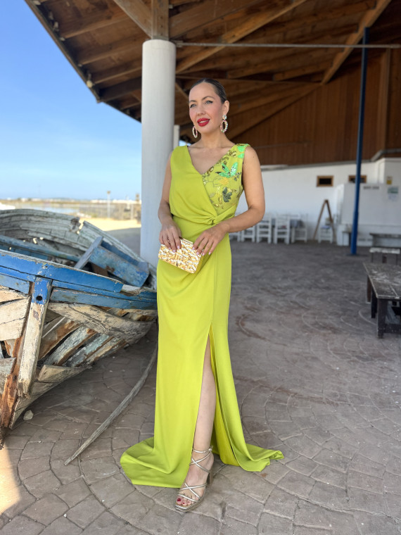 Vestido de fiesta largo color verde lima con lentejuelas. Vestido de fiesta largo color verde lima con lentejuelas.
