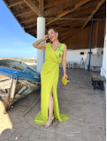 Vestido de fiesta largo color verde lima con lentejuelas. Vestido de fiesta largo color verde lima con lentejuelas.