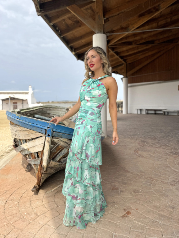 Vestido de gasa largo con estampado de colores . Vestido de gasa largo con estampado de colores .