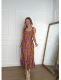 Vestido en tirantes anchos con estampado de manchas muy original.
